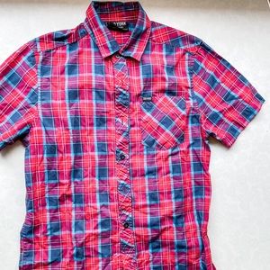 Zoo York men’s short sleeve button up